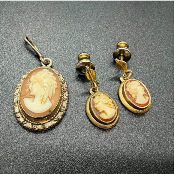 Set Antique 14K Gold Cameo Carved Shell DangleEarring and Pendant Silver